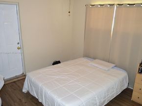 6441 Allen St, Hollywood FL 33024