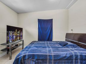 6441 Allen St, Hollywood FL 33024