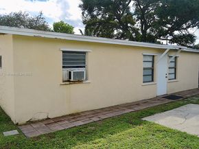 6441 Allen St, Hollywood FL 33024