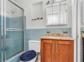 6441 Allen St, Hollywood FL 33024