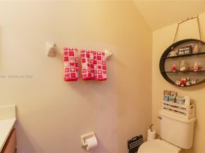 707 SE 32nd Ter, Homestead FL 33033