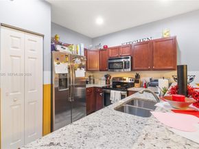 707 SE 32nd Ter, Homestead FL 33033