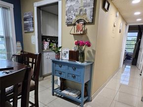 2138 SW 6 St 403, Miami FL 33135