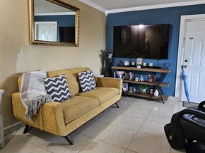 2138 SW 6 St 403, Miami FL 33135