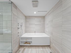 4701 N Meridian Ave 217, Miami Beach FL 33140