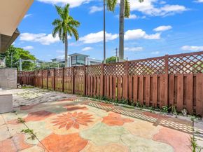 8601 SW 94th St 104W, Miami FL 33156