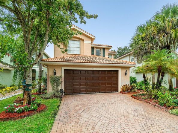 571 Calamint Pt, Royal Palm Beach FL 33411