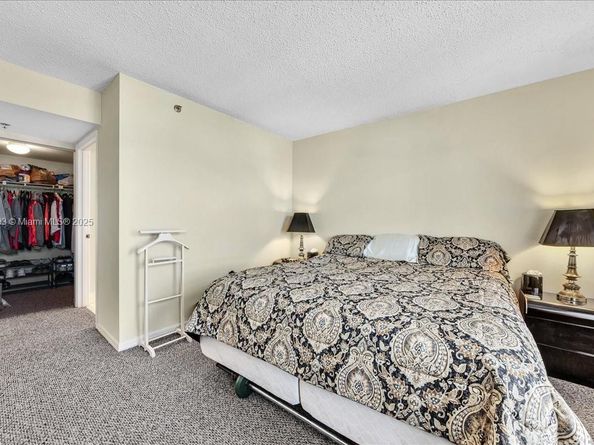 2351 Douglas Rd 1204, Miami FL 33145