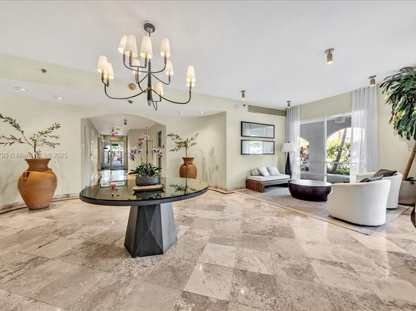 2351 Douglas Rd 1204, Miami FL 33145