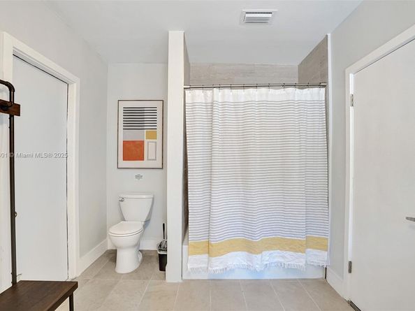 1960 SW 51st Ter, Plantation FL 33317