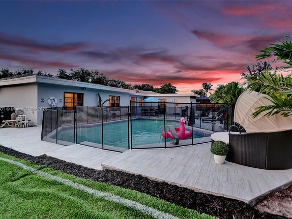 1960 SW 51st Ter, Plantation FL 33317