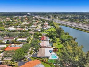 1960 SW 51st Ter, Plantation FL 33317