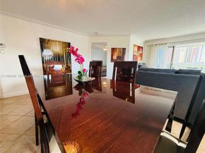 17801 N Bay Rd 614, Sunny Isles Beach FL 33160