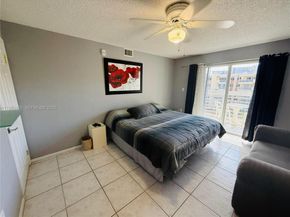 17801 N Bay Rd 614, Sunny Isles Beach FL 33160