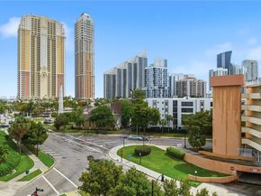 17801 N Bay Rd 614, Sunny Isles Beach FL 33160