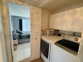 17801 N Bay Rd 614, Sunny Isles Beach FL 33160