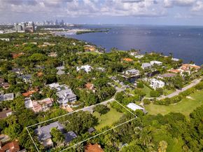 3460 S Moorings Way, Miami FL 33133