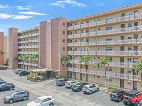 500 NE 12th Ave 407, Hallandale Beach FL 33009