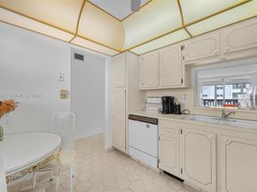 500 NE 12th Ave 407, Hallandale Beach FL 33009