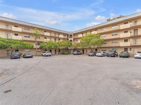 6201 N Falls Cir Dr 210, Lauderhill FL 33319