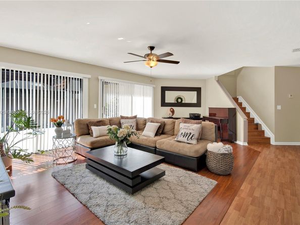 130 Weybridge Cir Unit C, Royal Palm Beach FL 33411