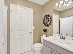 130 Weybridge Cir Unit C, Royal Palm Beach FL 33411