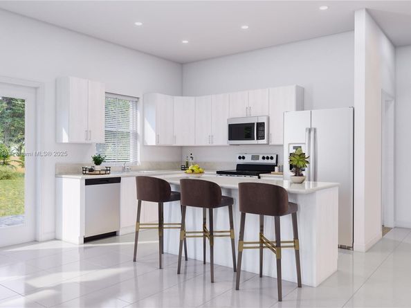 19487 SW 340 St, Homestead FL 33034