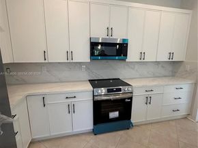 4946 SW 38th Way, Hollywood FL 33312