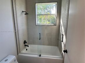 4946 SW 38th Way, Hollywood FL 33312