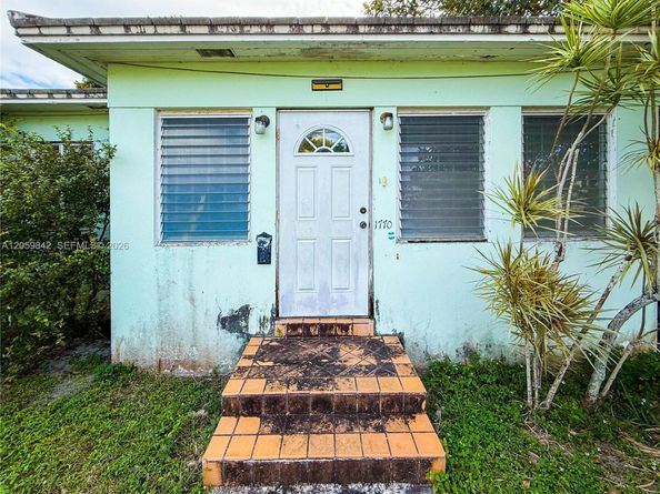 1770 NW 55th Ter, Miami FL 33142
