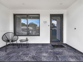 121 NW 53rd St, Miami FL 33127