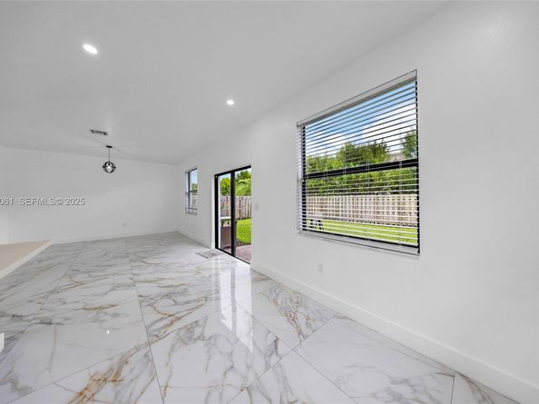 268 NE 210th Way, Miami FL 33179