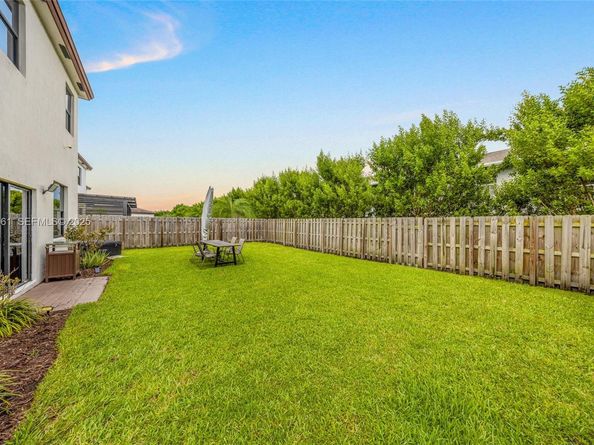 268 NE 210th Way, Miami FL 33179