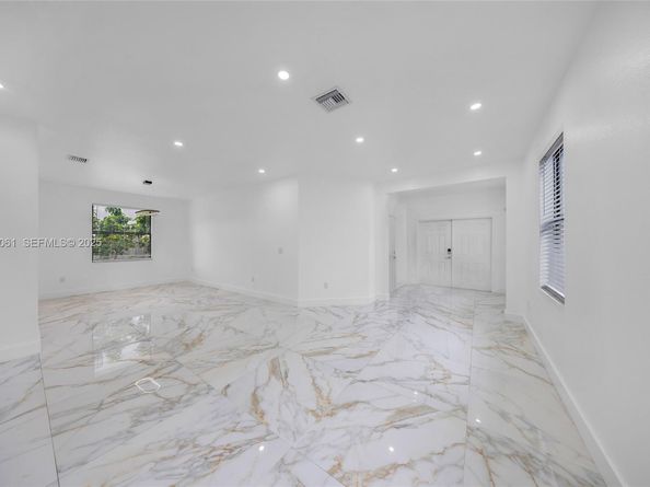 268 NE 210th Way, Miami FL 33179