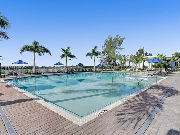 268 NE 210th Way, Miami FL 33179