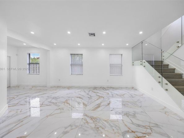 268 NE 210th Way, Miami FL 33179