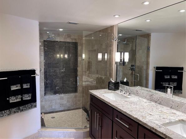 3530 Mystic Pointe Dr 1212, Aventura FL 33180