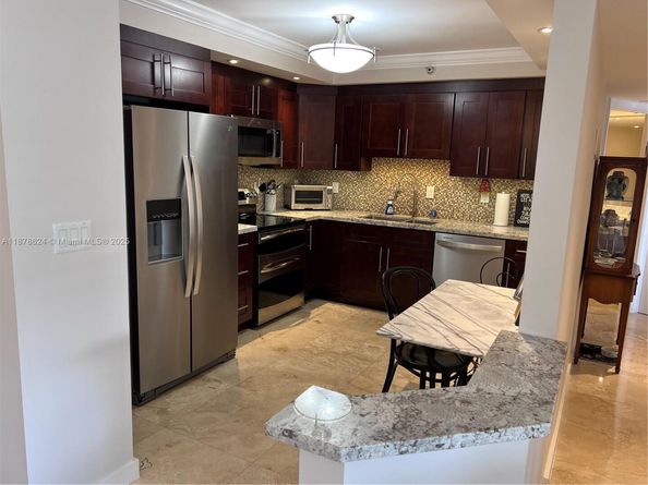 3530 Mystic Pointe Dr 1212, Aventura FL 33180