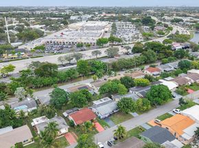 4714 NW 50th Ct, Tamarac FL 33319
