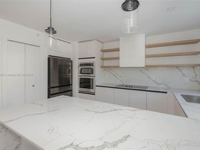 854 SE 12 ct 8, Fort Lauderdale FL 33316