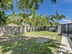 520 SW 62nd Ave, Margate FL 33068