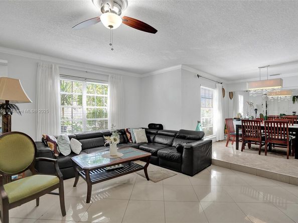 520 SW 62nd Ave, Margate FL 33068