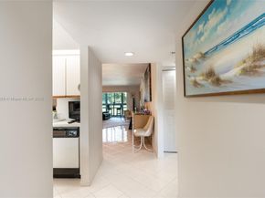 1101 SW 128th Ter 209C, Pembroke Pines FL 33027
