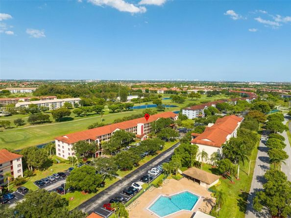 1101 SW 128th Ter 209C, Pembroke Pines FL 33027