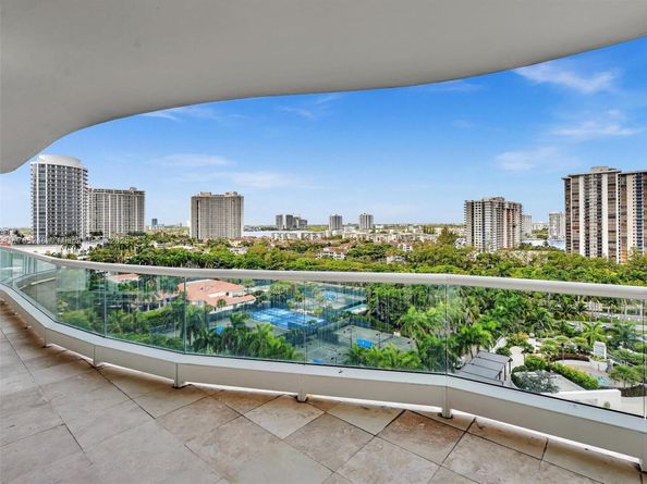 7000 Island Blvd 1208, Aventura FL 33160