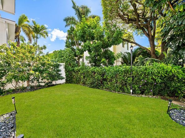 4812 NE 23rd Ave 2, Fort Lauderdale FL 33308