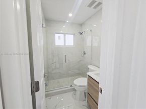 2530 NW 111th St, Miami FL 33167