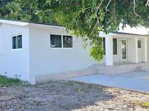2530 NW 111th St, Miami FL 33167