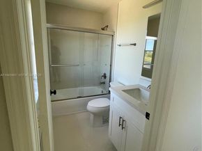 7317 NW 174th Ter 102, Hialeah FL 33015