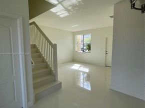 7317 NW 174th Ter 102, Hialeah FL 33015